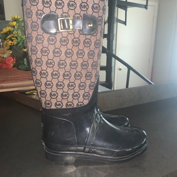 Michael Kors rainboots - Picture 1 of 1